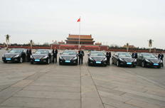 两会用车索八实拍