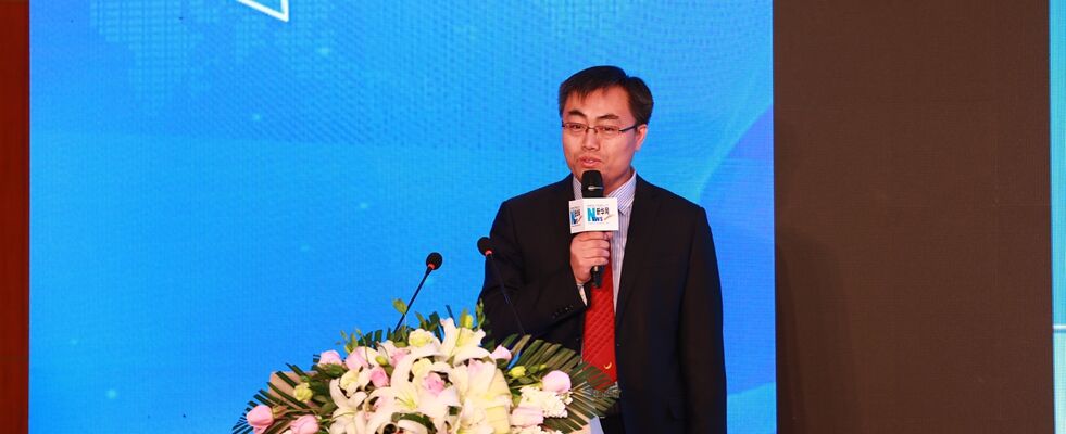 北京市科委双新处处长许心超就&ldquo;北京新能源汽车推广案例&rdquo;做主题发言。