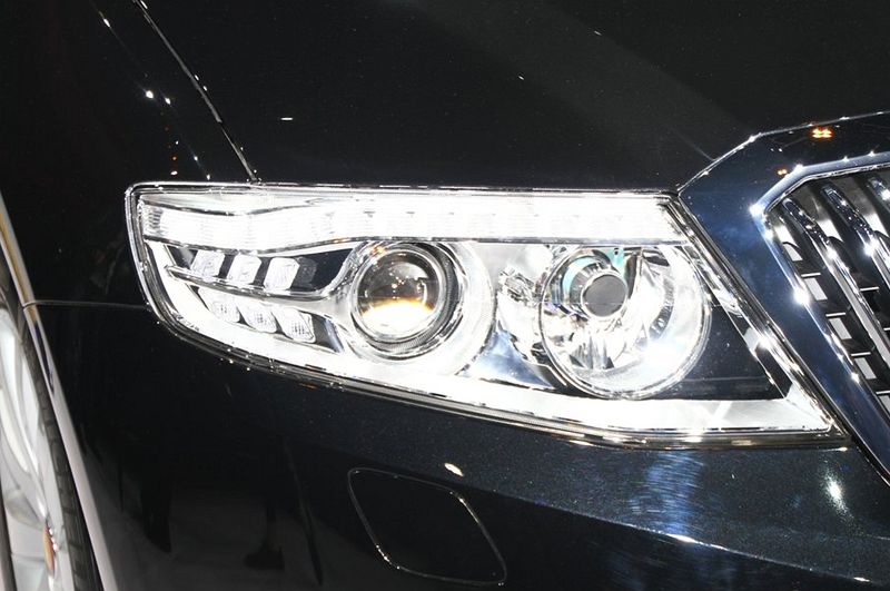 红旗H7车型局部