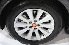 红旗H7车型局部