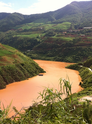 外交部长王毅表示，澜湄合作进程不是封闭的，而是开放的。这一合作机制将与大湄公河次区域经济合作、东盟－湄公河流域开发合作等既有次区域合作机制相互促进，相互协调，并行发展，相辅相成。
