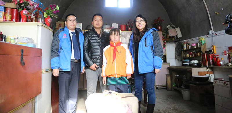 关爱留守儿童 众泰送爱到家