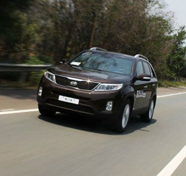 试驾进口起亚索兰托L 不只靠空间打动你