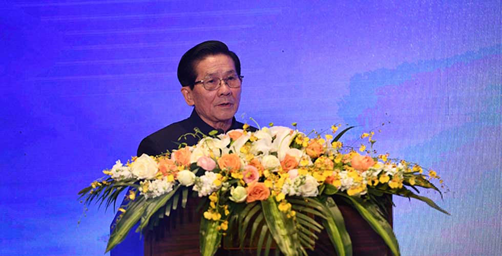 贺铿: 发展县域经济要转变思想观念 &ldquo;三化&rdquo;结合