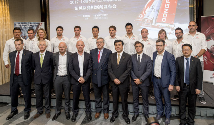 东风队全体阵容曝光 12名船员亮相巴黎新闻发布会