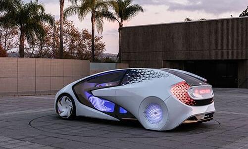 当丰田加速电动化了 其它人还有机会么