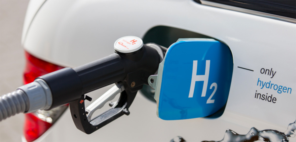 王凤英呼吁加快解决氢燃料电池汽车发展瓶颈