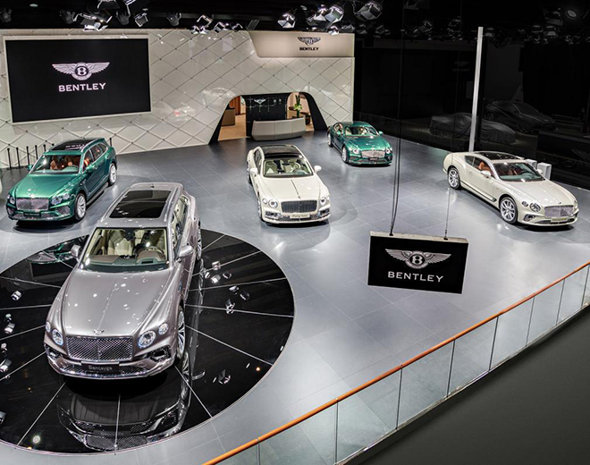 賓利汽車首次攜全新産品陣容亮相北京國際車展