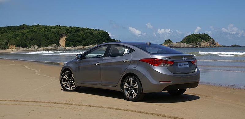 性感尾部看起来很运动