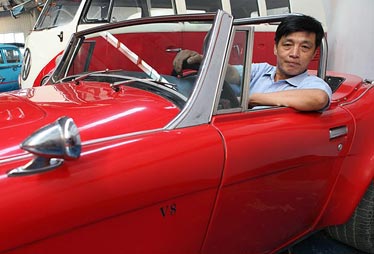 收藏老爷车以留存中国汽车工业足迹