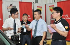 服务顾问大赛火热开展