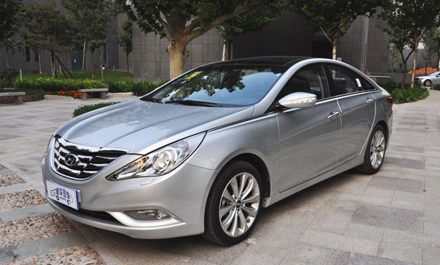 试驾北京现代第八代索纳塔