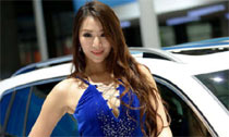 上海车展美模白雪妹