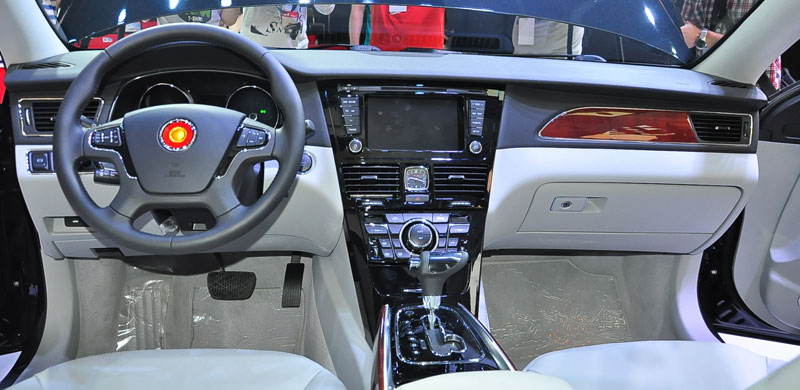 红旗H7高清实拍