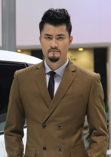 东风本田成熟男模