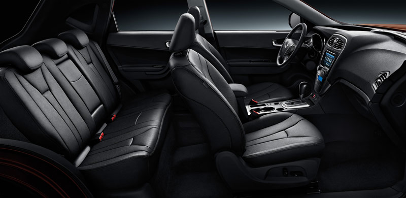 广汽传祺GS5高清组团