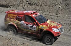 在达喀尔大放异彩的哈弗战车