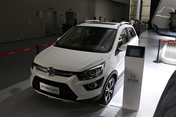 2015广州车展:北汽绅宝X25