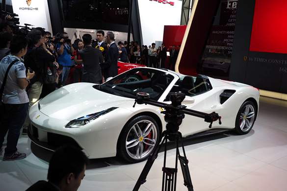 2015广州车展：法拉利