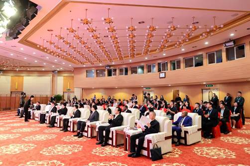 讲好中国建造故事 《大国建造》新书发布活动在京举行 现场