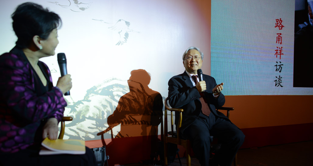 科普类获奖图书作者路甬祥接受主持人现场采访