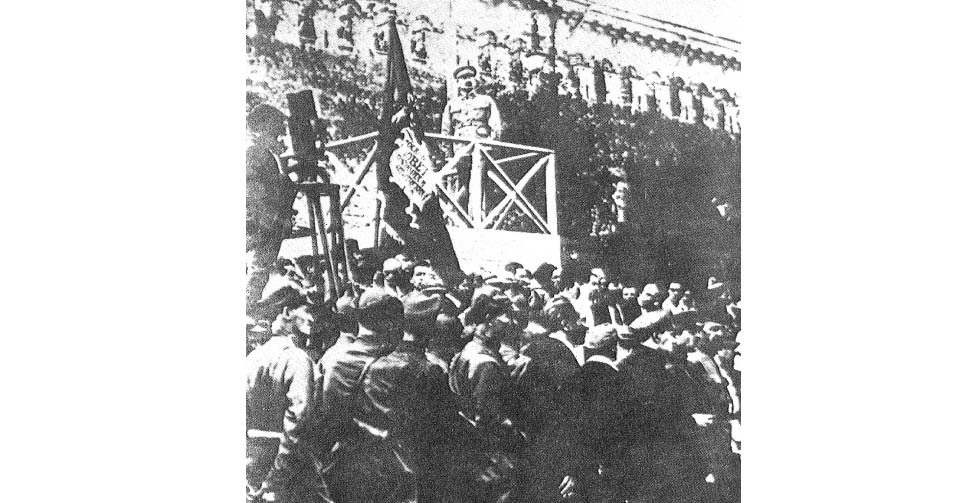 1920年托洛茨基在莫斯科演说