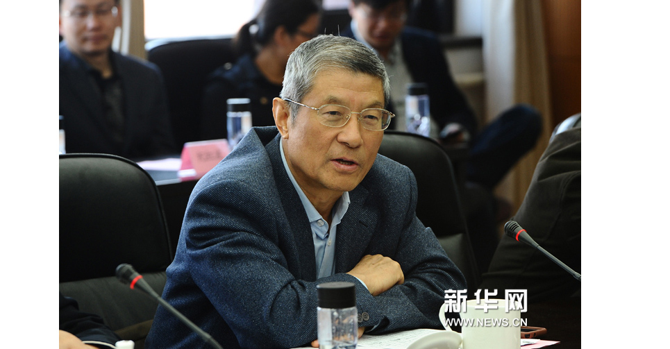 《人民日报》原副总编辑、原新闻出版署副署长梁衡