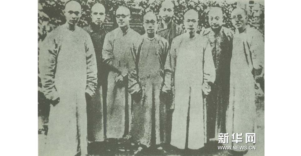 时务学堂诸教习合影