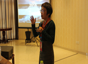 广东财经大学彩票研究中心主任胡穗华进行演讲