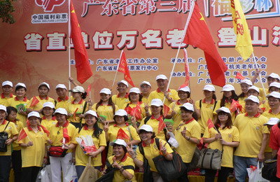 营销创新：成就十连冠