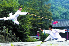 湖北武当山功夫高手的现场表演