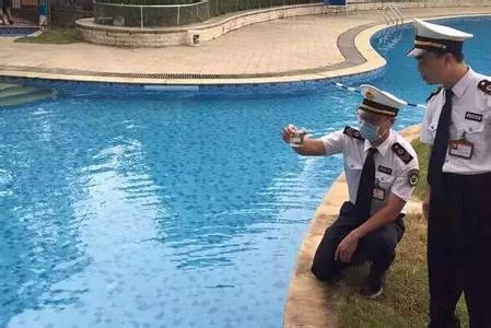 大连１７家游泳池水质不合格被查处