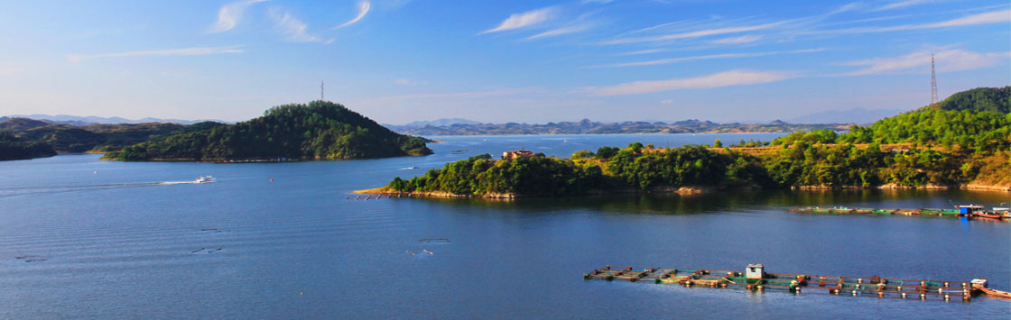 水天一色映太极