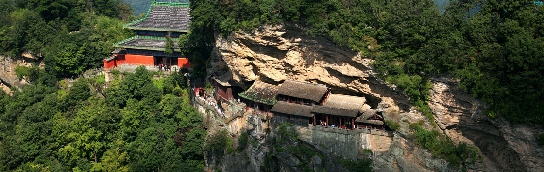 绝壁悬宫