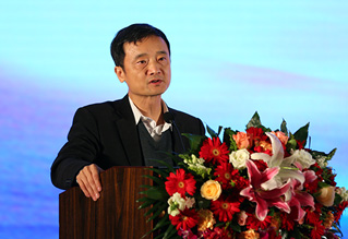 国家统计局中国经济景气监测中心副主任潘建成主题致辞