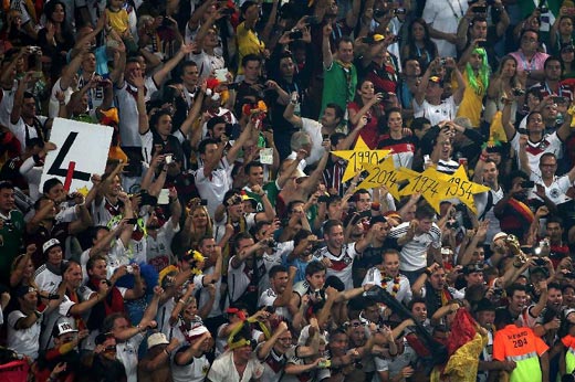 &ldquo;四星&rdquo;德国 球迷狂欢