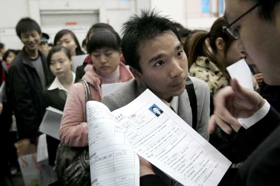 国人普感&ldquo;大材小用&rdquo;背后隐藏着什么