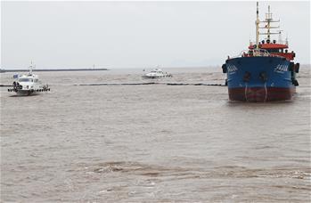 上海舉行海上安全及防污染綜合處置演習