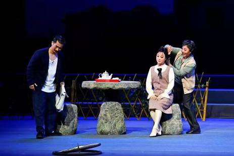 21512c3423a8896319648921be7a717