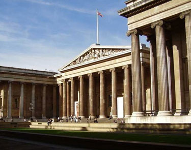 1759年，伦敦大英博物馆开始对民众开放。