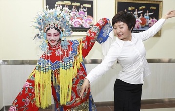 河北石家庄：非遗戏曲进校园