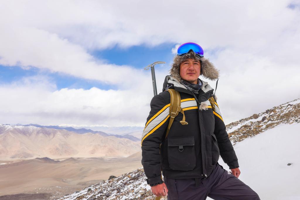 新疆青年牧民：在海拔6000多米的山間逐夢