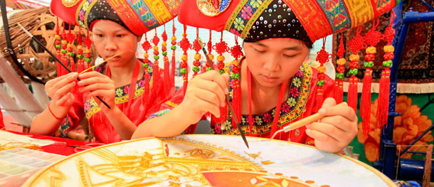 2013全国职业院校学生技能 民族地区作品展示