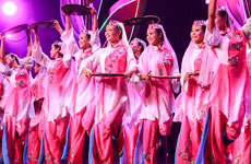 幸福生活从哪里来