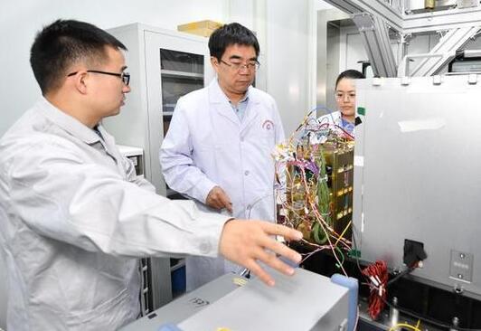 大国&ldquo;钟&rdquo;匠&mdash;&mdash;记中科院国家授时中心首席科学家张首刚和他的&ldquo;时间团队&rdquo;