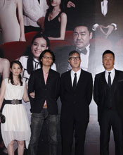 《夺命金》主创走上红毯 杜琪峰未现身