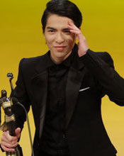 萧敬腾凭《杀手欧阳盆栽》获最佳新演员