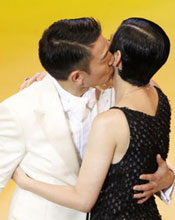 刘德华获最佳男主角 刘嘉玲吴君如疯狂调侃