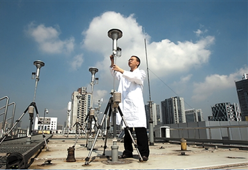 实时跟踪 探访重庆PM2.5超级实验室