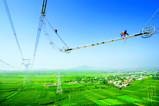 变&ldquo;输黑色煤&rdquo;为&ldquo;输绿色电&rdquo;